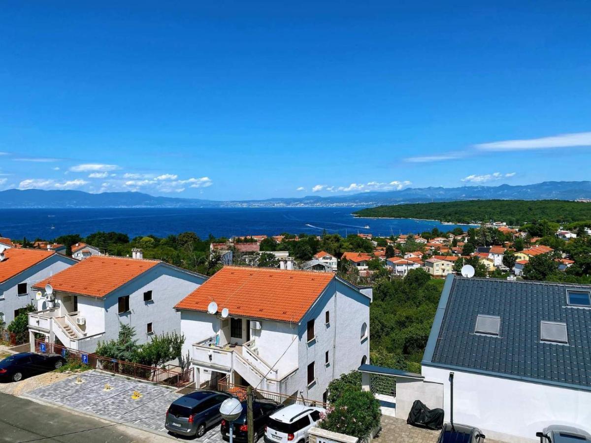 Guarda alla vita Njivice Esterno foto